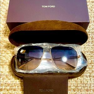 COPY - Tom Ford Sunnies